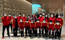 Asian Cup nữ 2022: Thở phào khi tuyển nữ Việt Nam kịp đến Ấn Độ