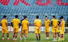 Hoãn 3 trận đấu giải hạng Nhất quốc gia vì Covid-19