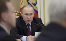 Tổng thống Putin cách chức 10 tướng Nga
