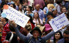 Úc đàm phán trao trả người di cư bất hợp pháp