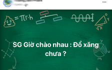 Hình ảnh ‘đi đổ xăng’ tràn ngập mạng xã hội