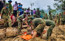 Người lính ở Trà Leng: Tay không đào bới, rửa từng thi thể đồng bào xấu số