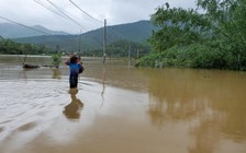 Đà Nẵng: Nước sông Cu Đê dâng cao, xã miền núi Hòa Bắc bị chia cắt