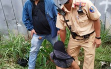 TP.HCM: Bắt kẻ có nhiều tiền án, tiền sự dùng hung khí cướp xe máy