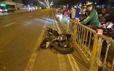 TP.HCM: Người đàn ông 'vờ' làm người tốt, lấy điện thoại của người tử nạn