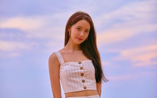 Yoona - 'Quốc bảo mỹ nữ' Hàn Quốc cũng mê mệt Tốc Chiến