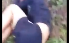 Chia sẻ clip nữ sinh bị đánh hội đồng, thiếu niên 16 tuổi bị ’trả thù'