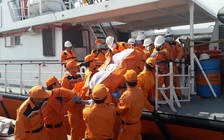 Buổi chiều tang thương đón thi thể thuyền viên tàu Hải Thành 26