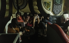 Phát hiện hàng chục thanh niên chơi ma túy trong quán karaoke