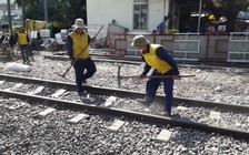 Hai toa tàu trật bánh ở Đồng Nai, đường sắt Bắc-Nam tê liệt nhiều giờ