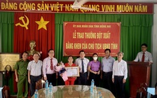 Khen thưởng chị lao công nhặt được túi vàng trả lại người đánh rơi