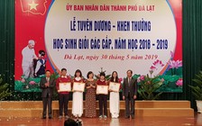 Vinh danh học sinh phố núi đạt giải Olympic Vật lý Pháp 2019