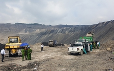 Chôn lấp trái phép hàng trăm tấn rác thải tại khai trường khai thác than