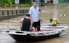 Nhiều nơi tại Hạ Long, Cẩm Phả đang ngập lụt