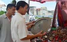 Độc, lạ chợ cảnh Uông Bí