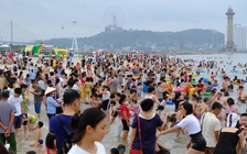 Quảng Ninh bất ngờ cho phép đón khách du lịch trở lại từ hôm nay