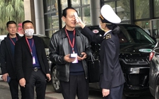 Viêm phổi Vũ Hán: Đo thân nhiệt từng khách Trung Quốc ở Cửa khẩu Móng Cái