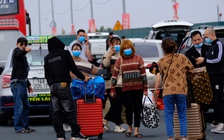 Người làm thủ tục vào Quảng Ninh tăng đột biến