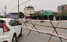 Thị xã Đông Triều lập chốt từng thôn, ngăn đường để giãn cách xã hội