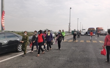 Người dân có thể khai báo điện tử khi rời Quảng Ninh về quê ăn Tết