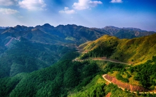 Đắm say cung đường mùa xuân ở biên giới Bình Liêu