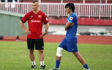 HLV Hữu Thắng: ‘Cơ hội tham dự AFF Cup của Tuấn Anh là 40-60%’