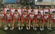 ‘Cậu bé vàng’ Phạm Văn Quyến cân nhắc trở lại với bóng đá
