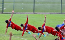 U.22 Việt Nam: HLV Hữu Thắng bất an vì chất lượng sân Thống Nhất