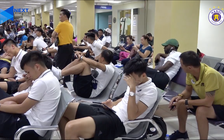 Tại sao Quang Hải, Tiến Dũng phải ở lại sân bay Nga, không về Việt Nam ngay cùng đồng đội?