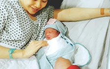 Trọng Hoàng âu yếm gọi con gái đầu lòng là em Bê