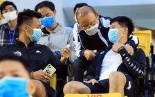 Vòng 3 V-League: Thầy Park tất tả ngược xuôi xem 'giò cẳng' các học trò cưng