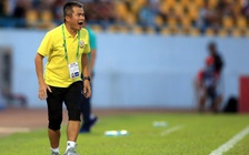 HLV Phạm Minh Đức: 'Bóng đá phải hơi ma quái, hơi có gì đó 'lừa đảo', thực dụng'