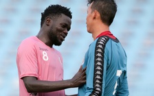 Hà Nội FC đang ‘bảy nổi ba chìm’, Moses vẫn tuyên bố sẽ vô địch V-League