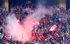 Pháo sáng bắn 'tung tóe', sân Hàng Đẫy và CLB Hải Phòng chỉ chịu án rất 'mềm'