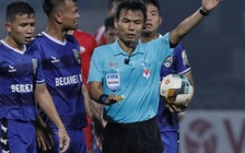 Trọng tài 'bẻ còi' Trương Hồng Vũ bất ngờ xin rút tập huấn vì lý do gì?