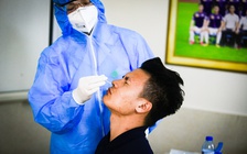 Tại sao Quang Hải, Văn Hậu và đội Hà Nội phải khẩn trương xét nghiệm Covid-19?