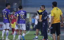 Tại sao HLV đội Hà Nội đưa Quang Hải vào sân dù thể trạng thiếu hoàn hảo?