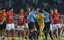 Bị tố húc gẫy răng trọng tài, thủ môn Thanh Thắng sẽ bị treo găng một số trận?