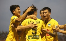 Cứ đà này, giải cá nhân danh giá nhất V-League khó thoát khỏi ai đó của HAGL