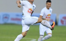 Minh Vương từ 'cậu bé' chỉ lo trụ hạng đến những bàn thắng hàng siêu phẩm