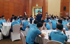 Gạo khô không ăn được, tuyển Việt Nam muốn có cơm ngon như ở nhà