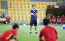 'Khoa tiên sinh, anh có biết tại sao bóng đá Việt Nam thành công không?'