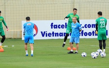 Không trực tiếp chỉ đạo chiến thuật tuyển Việt Nam, thầy Park làm gì trên sân?