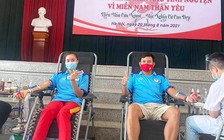 Các tuyển thủ tại Trung tâm Nhổn hiến máu nhân đạo vì miền Nam thân yêu