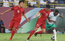 Bị tái rách cơ đùi, Đình Trọng không đấu trận Úc, Thành Chung cần theo dõi thêm