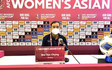 Tuyển nữ Việt Nam chồng chất khó khăn, HLV Mai Đức Chung chia sẻ nỗi lòng