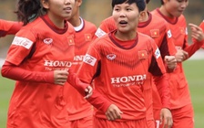 Chủ tịch nước Nguyễn Xuân Phúc tặng thưởng Huân chương Lao động cho đội nữ Việt Nam