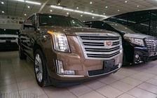 Soi 'quái vật' Mỹ, Cadillac Escalade Platinum 2016 tại Việt Nam