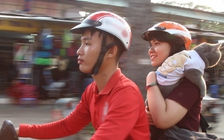 Chàng xe ôm công nghệ chở mèo đi làm gây thích thú dân mạng!