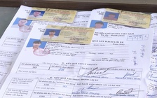 Khởi tố nhóm thanh niên bán hàng ngàn bằng lái xe giả, thu bất chính hàng tỉ đồng